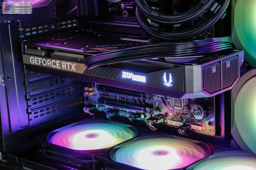 Cube Mars Gaming MC-Vision noir Ryzen 9600 RTX 5070 Zotac