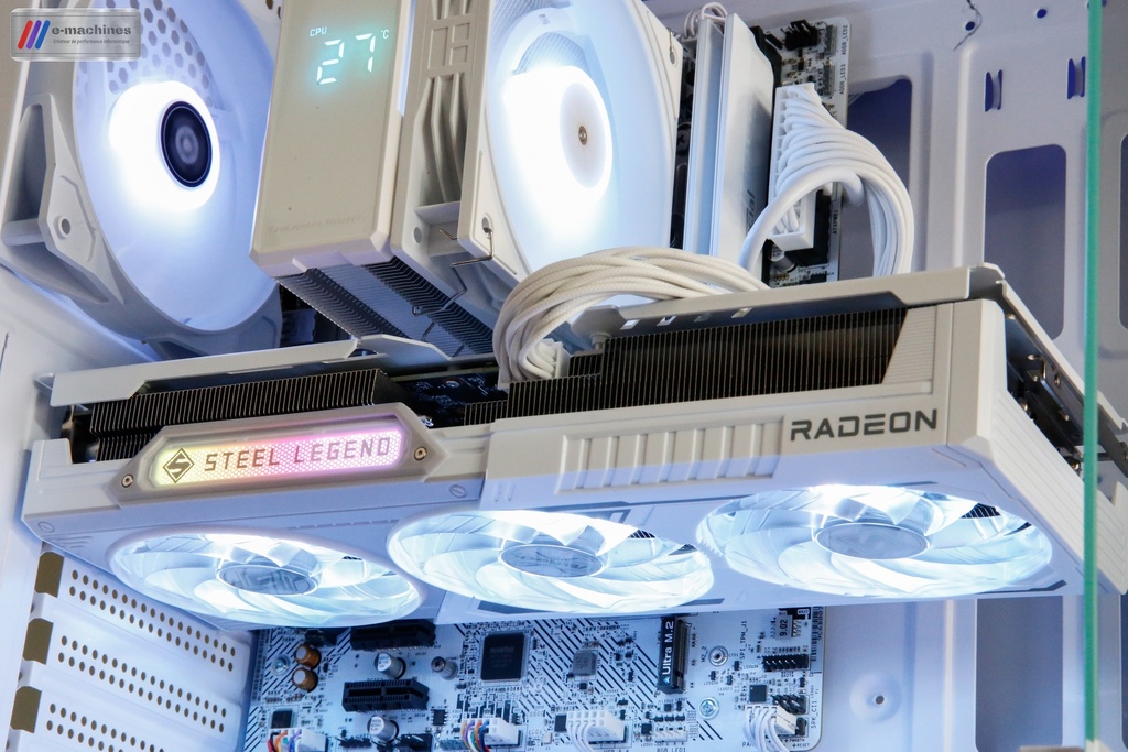 Tour pano Itek blanche i5 14400F et RX 9060 XT 16Go